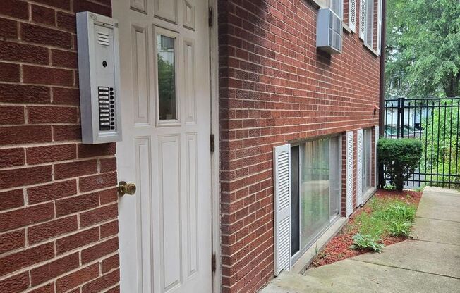 417 S Kenilworth Avenue Apt 8, Oak Park, IL 60302