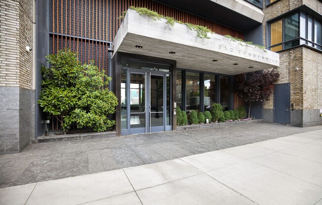 2 beds, 2 baths, 1,000 sqft, $7,500, Unit 1403