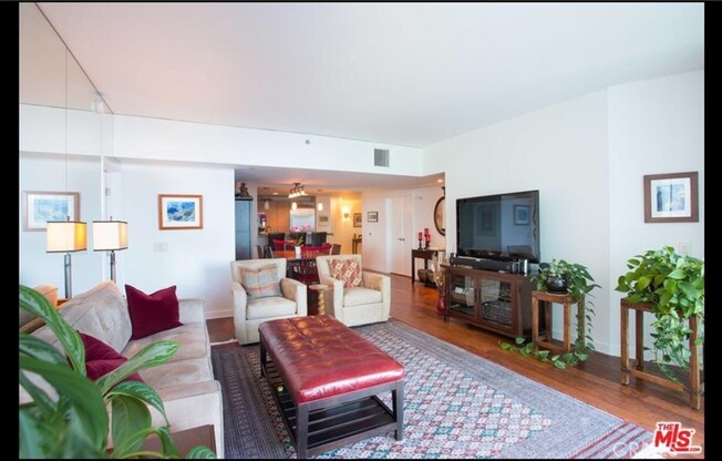 2 beds, 2 baths, 1,602 sqft, $7,200, Unit 1605