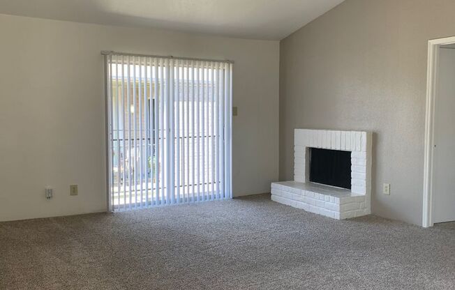 2 beds, 2 baths, 1,003 sqft, $1,050, Unit 1804