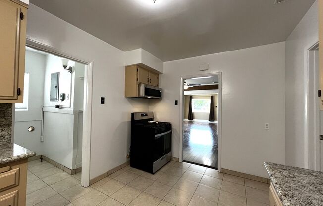 2 beds, 1 bath, 1,176 sqft, $3,250, Unit 740