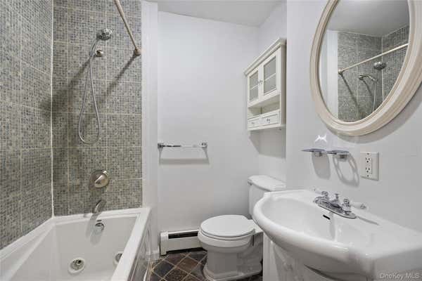 118 W 136 ST