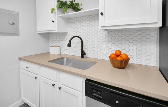 1 bed, 1 bath, 500 sqft, $1,595, Unit 308