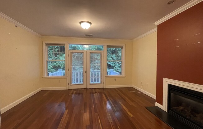 2 beds, 2 baths, 1,000 sqft, $2,500, Unit 8
