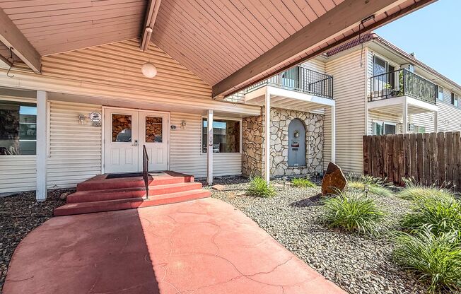 Casa Grande Apartments