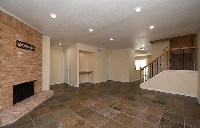 2596 BERING DR
