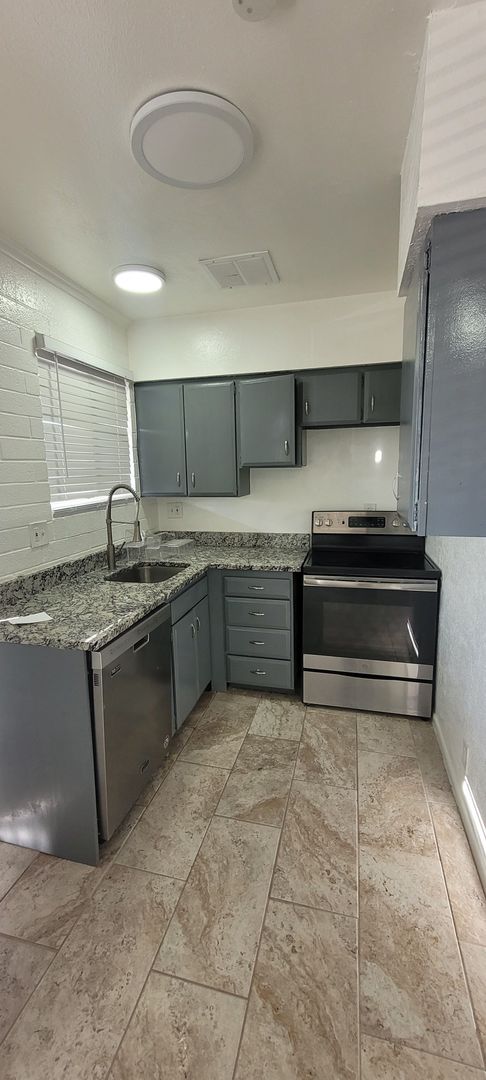 2-Bedroom Apartment, Close to BYU campus