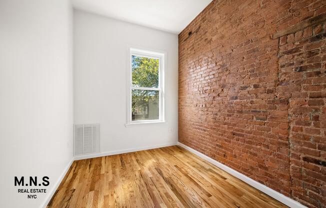 2 beds, 1 bath, 817 sqft, $3,395, Unit RESIDENCE#3