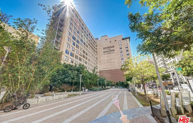 Studio, 1 bath, 460 sqft, $1,800, Unit 206