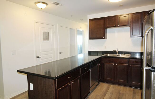 2 beds, 2 baths, 1,034 sqft, $2,995, Unit 505