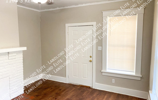 1103 S REMBERT