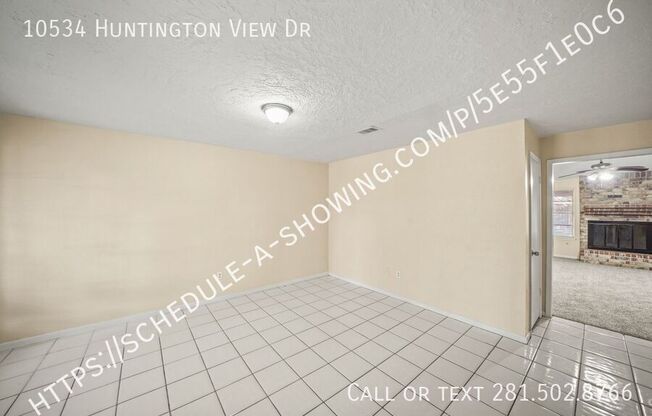 10534 HUNTINGTON VW DR