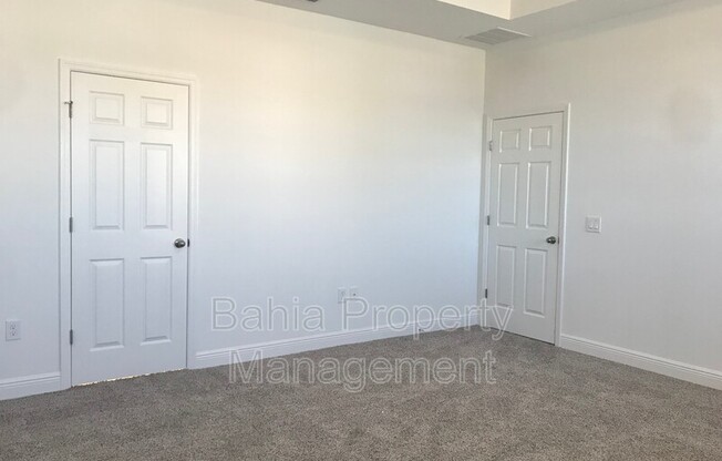 3 beds, 2.5 baths, 1,964 sqft, $2,845