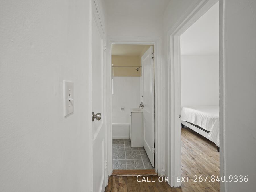 24 DANBURY ST SE