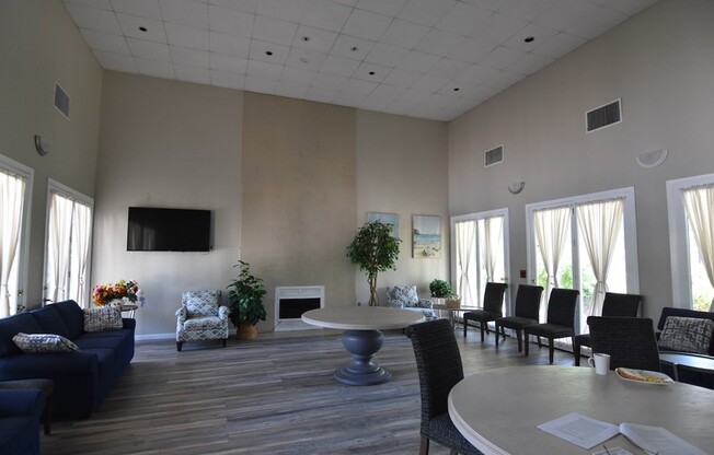 1 bed, 1.5 baths, 742 sqft, $2,500, Unit E108