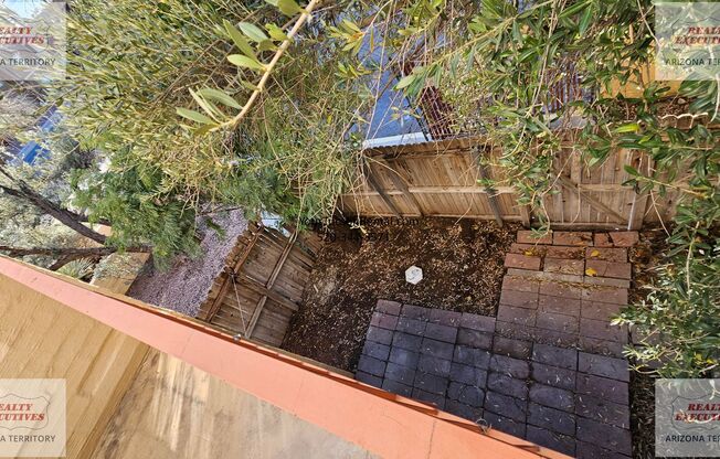 Fort Lowell & Campbell area Condo - 2 Bedrooms & 1.5 Bathrooms