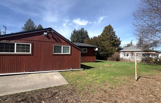 92553 Svensen Market Rd, Astoria, OR 97103