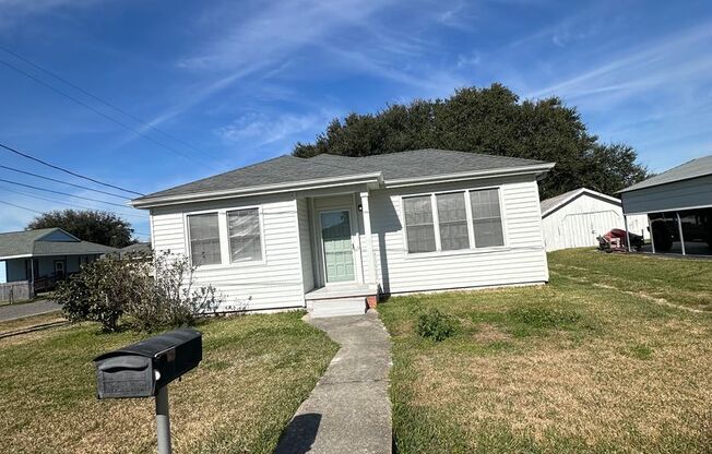 Luxury in Lockport-Newly Remodelled 4 Bedroom 2 Bath