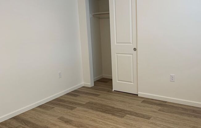 3 beds, 2 baths, 1,537 sqft, $1,995, Unit Pantano Vista 2494