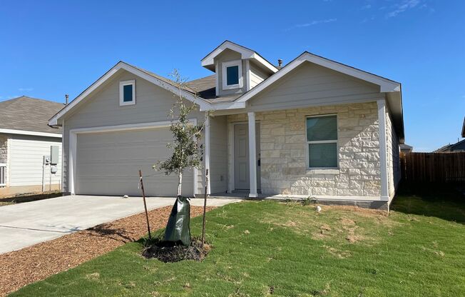 Instant Hot Water / Fridge Included / Community Pool  & Playground / No Carpet / CISD