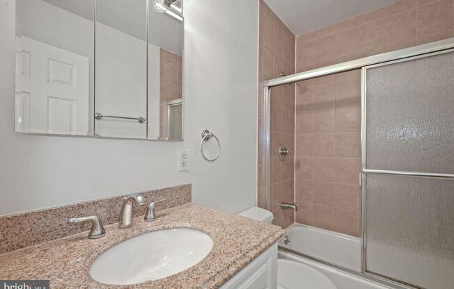 1 bed, 1 bath, $2,600, Unit Apt. 1