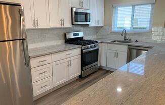 2 beds, 1 bath, 935 sqft, $3,595, Unit #3