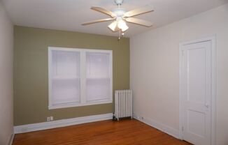 23  -  1525 LaSalle