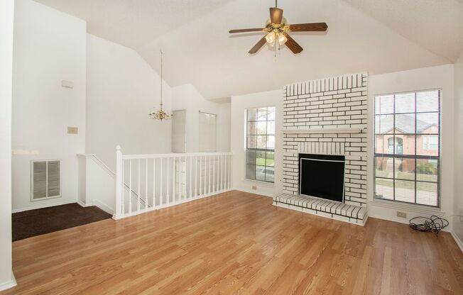 3 Bedroom 2 bath home!