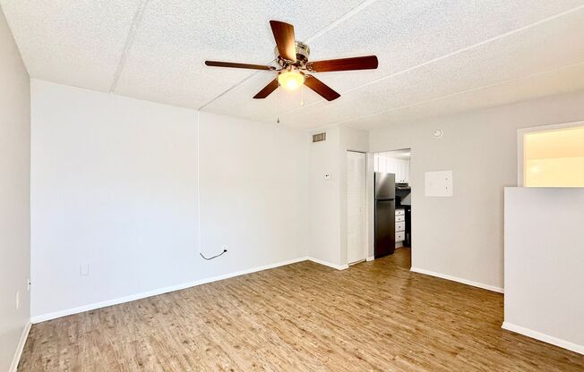 1 bed, 1 bath, 439 sqft, $1,255