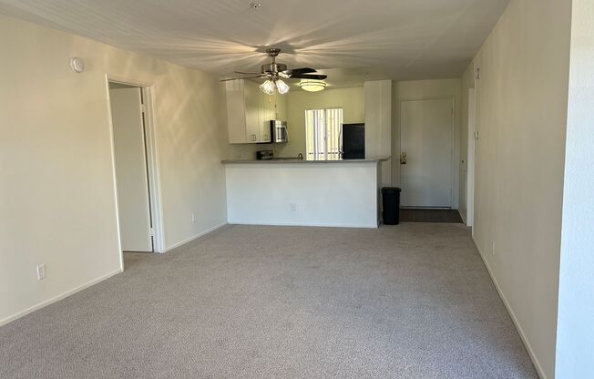 2 beds, 2 baths, 1,013 sqft, $2,860, Unit F-307