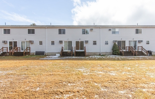 18 WESTFORD RD