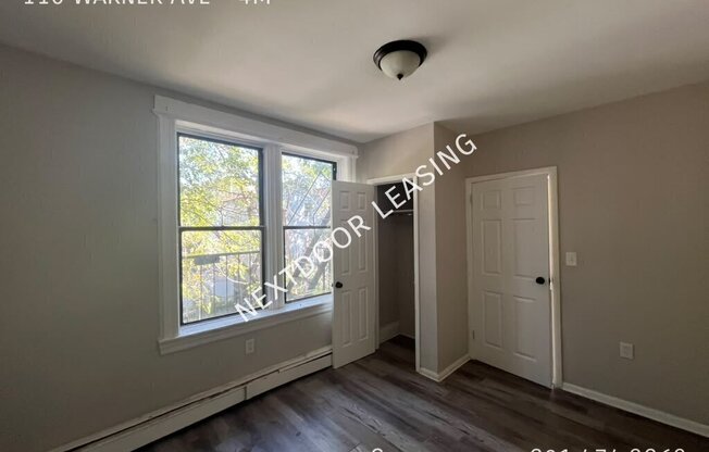 110 WARNER AVE