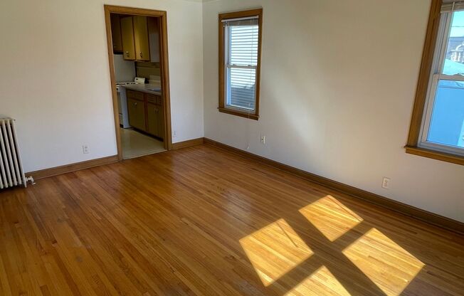 1 bed, 1 bath, 650 sqft, $1,050, Unit 202