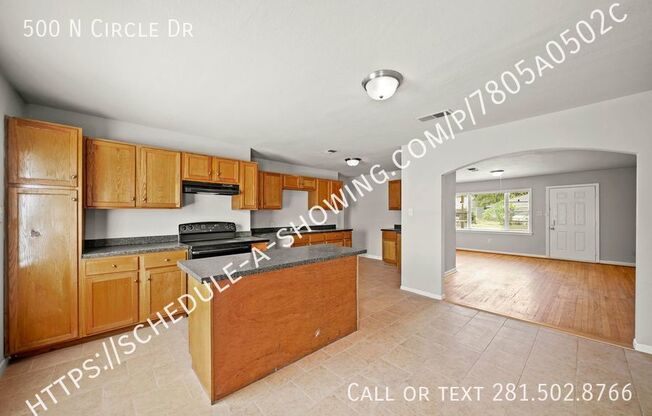 500 N CIR DR