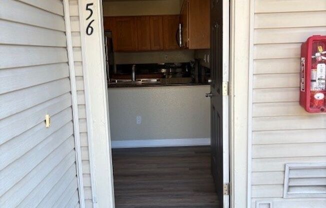 2 beds, 2 baths, 900 sqft, $2,015, Unit 156