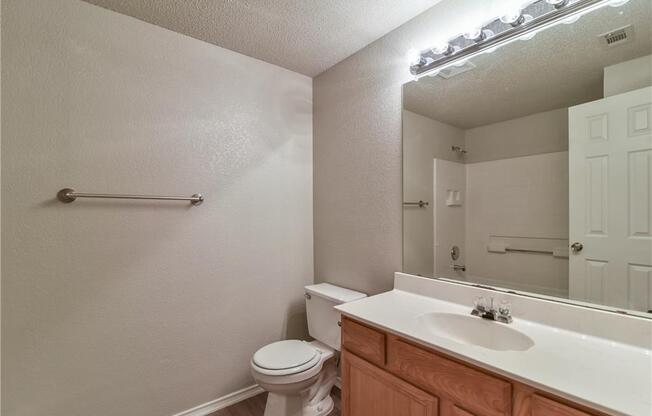 4 beds, 3 baths, 2,056 sqft, $2,795