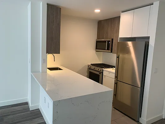 Studio, 1 bath, $4,895, Unit 18G