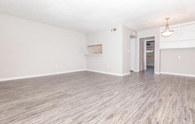 1 bed, 1 bath, 720 sqft, $1,080
