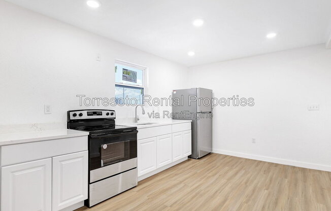 2326 CINCINNATI AVE