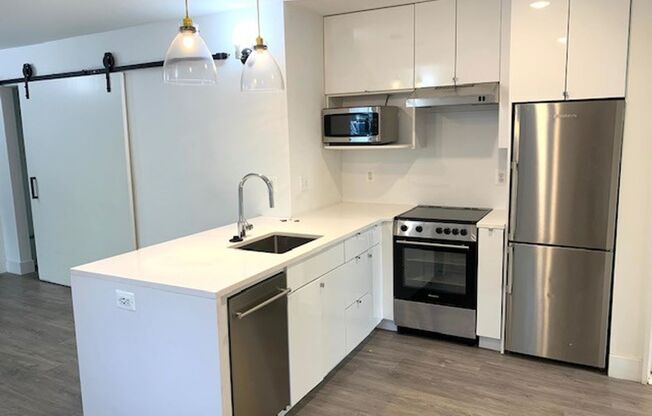 1 bed, 1 bath, 650 sqft, $1,849, Unit 105