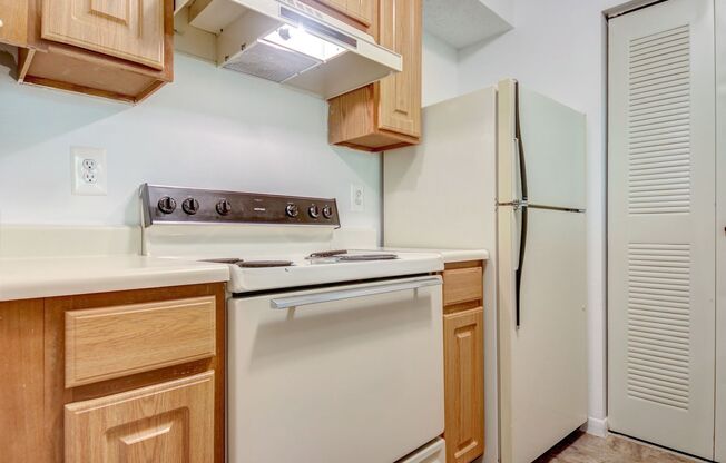 2 beds, 2 baths, $1,130