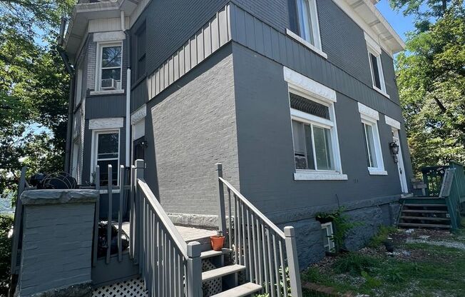 373 W Riverview Ave.