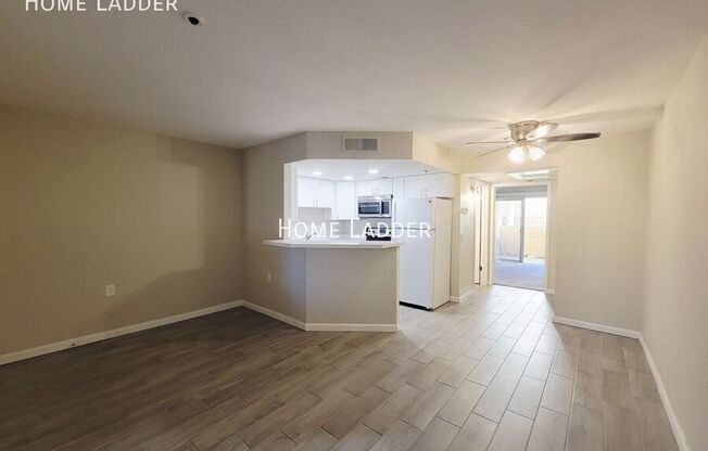 12221 W Bell Road Unit 185
