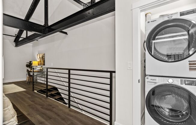 1 bed, 1.5 baths, 689 sqft, $3,395, Unit 206
