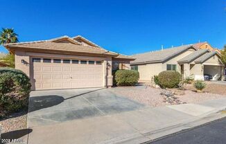 Remodeled 3 Bedroom Beauty!
