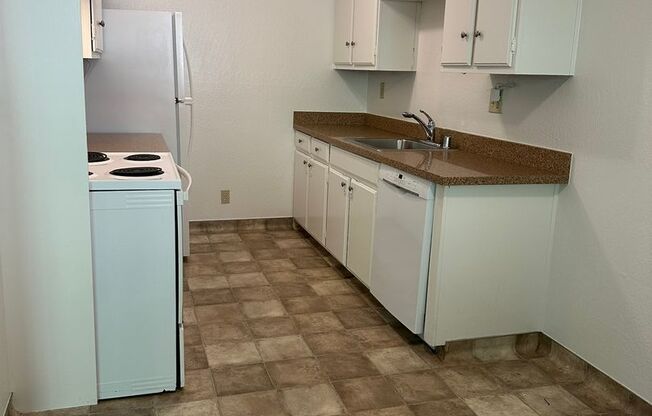 460 Monterey Boulevard