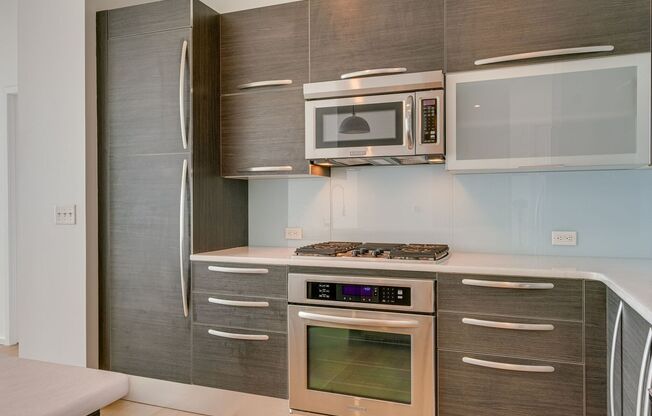 2 beds, 2.5 baths, $3,995, Unit Unit 809