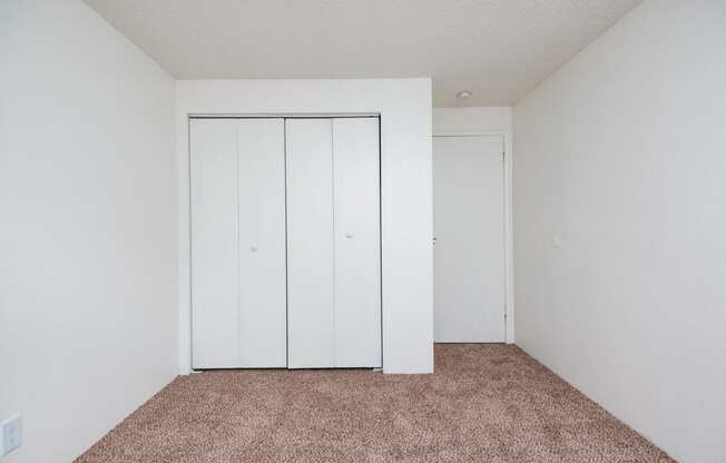 Sedona| Bedroom with Closet