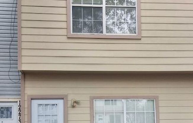 Great Townhome - North Central Location