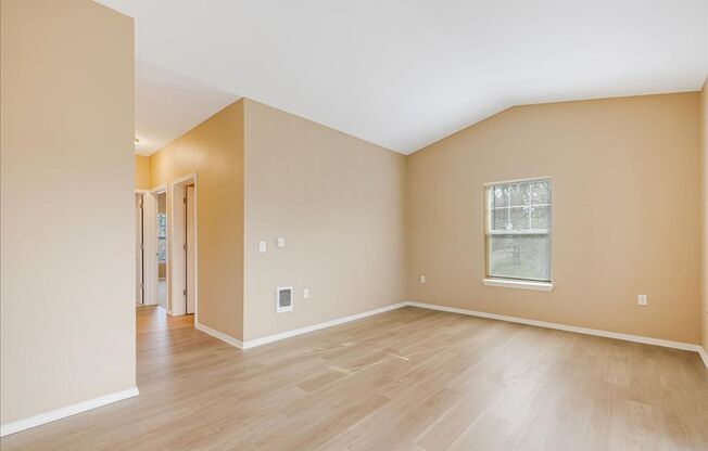 2 beds, 2 baths, 1,005 sqft, $1,400, Unit 5945-201